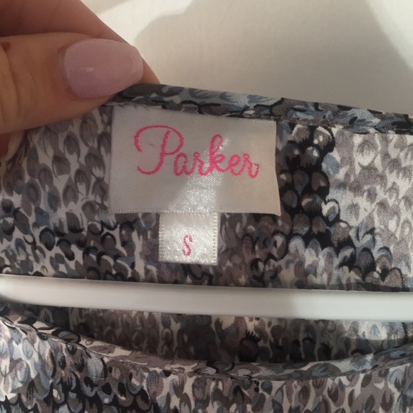 Parker 🐍 snakeskin blouse with elastic waist - Picture 3 of 4